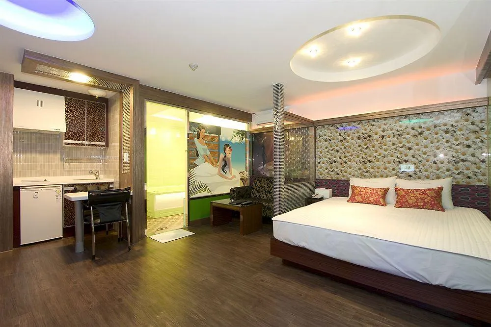 Wa Motel Busan