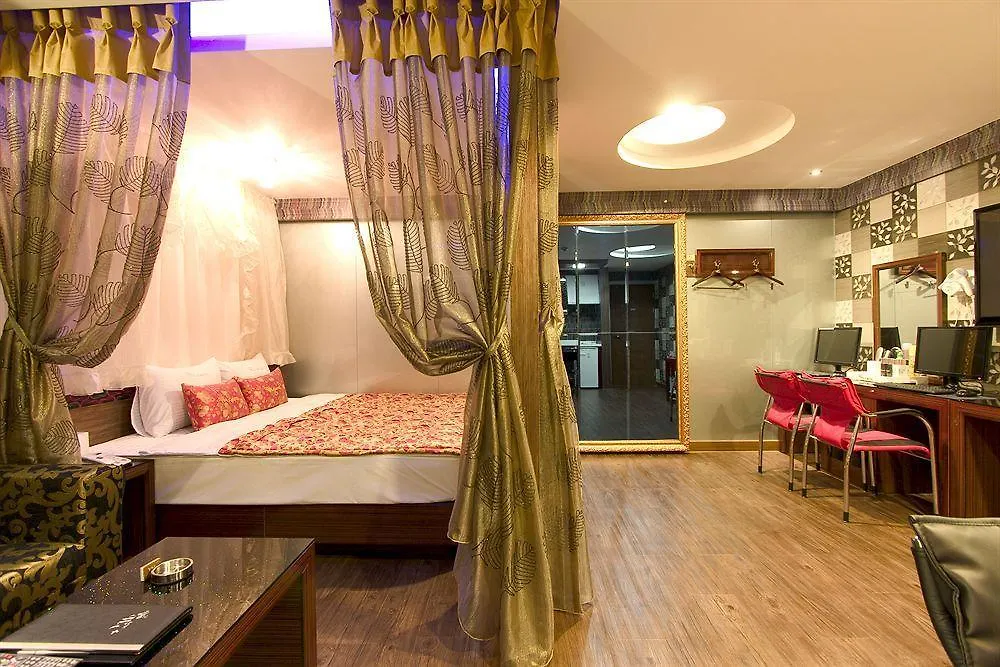 Wa Motel Busan Hotel