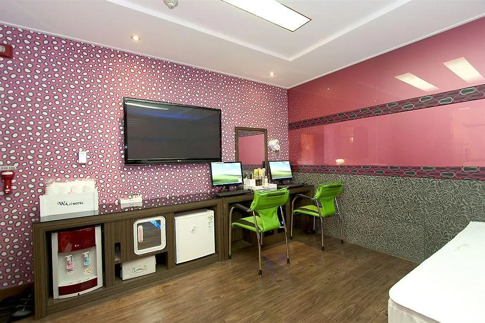 Wa Motel Busan Hotel